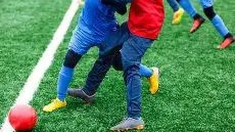 林书豪致敬高以翔，同框球鞋亮相助首钢大胜八一