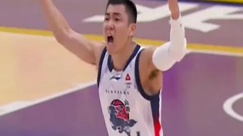 “U20亚洲杯：澳大利亚以2-0战胜日本挺进决赛，将战沙特逐冠军”